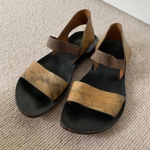 Cydwoq "Arc" sandals from Sundance, 37 / 7